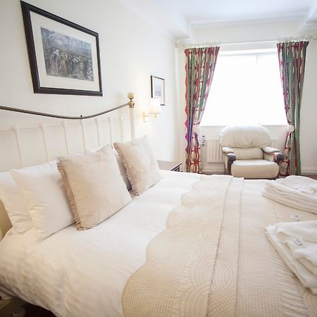 The Lion Hotel Shrewsbury Szoba fotó